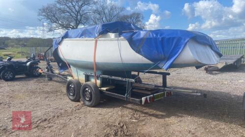 21' SAILING BOAT AND TRAILER