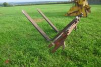 SET OF PALLET FORKS - 3