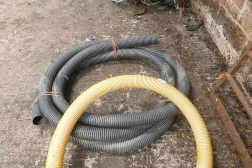 2 LENGTHS OF DRAINAGE PIPE