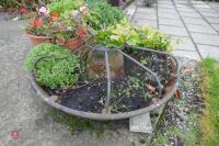 CAST IRON CIRCULAR PIG TROUGH