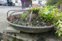 CAST IRON CIRCULAR PIG TROUGH - 4