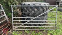 6' 8" GALVANISED FIELD GATE