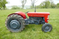 MASSEY FERGUSON 65 2WD TRACTOR - 22