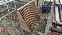 WOODEN HOOKOVER HAY RACK