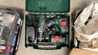 BOSCH CORDLESS DRILL