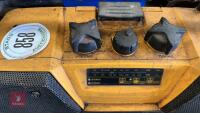 DEWALT RADIO 240V GWO - 2