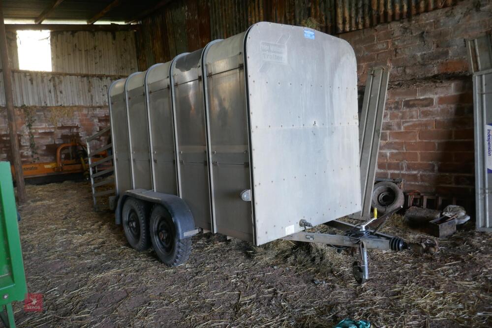 IFOR WILLIAMS 10FT LIVESTOCK TRAILER