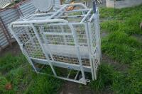 IAE LAMB WEIGHER C/W IAE WEIGH SCALES - 9