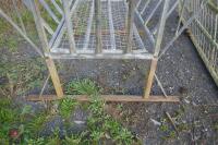 GALVANISED SHEEP/ CATTLE CRADLE - 2