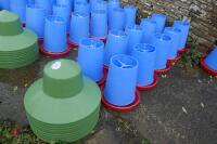 10 MINOLA FEEDERS WITH RAIN HATS - 3