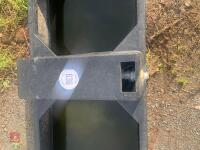 PLASTIC DOUBLE SIDED WATER TROUGH - 7