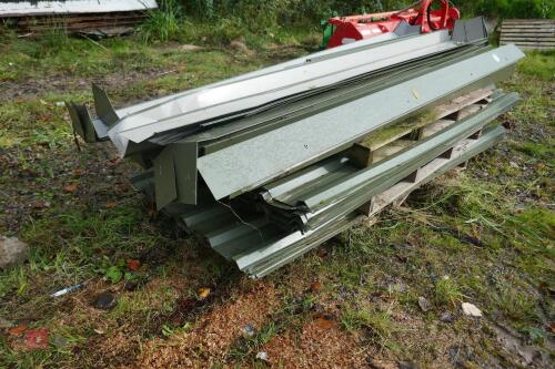 APPROX 40 2.4MX1M BOX ROOFING SHEETS