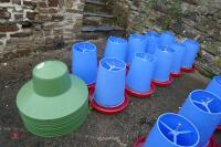 10 MINOLA FEEDERS WITH RAIN HATS - 2