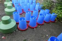 10 MINOLA FEEDERS WITH RAIN HATS - 5