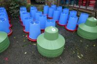 10 MINOLA FEEDERS WITH RAIN HATS - 4