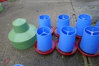 10 MINOLA FEEDERS WITH RAIN HATS - 5