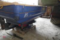 KRM M2 FERTILISER SPREADER - 6