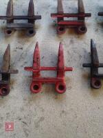 MASSEY FERGUSON HEADER BOLT ON FINGERS - 3