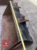 PE ENGINERING FRONT LOADER BUCKET - 6