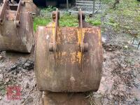 APPROX 55CM JCB DIGGER BUCKET - 3