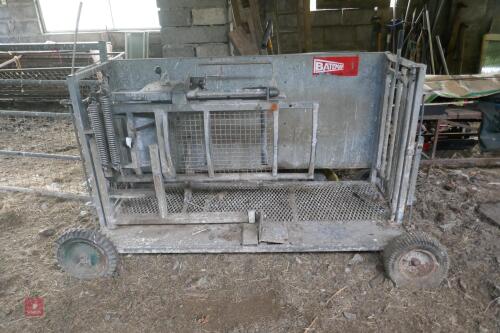 BATEMAN HD SHEEP TURNOVER CRATE