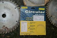 8 MIXED CIRCULAR SAW BLADES - 7