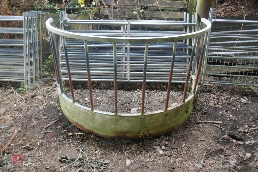 HALF ROUND SHEEP FEEDER