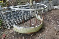 HALF ROUND SHEEP FEEDER - 3