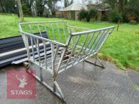 BATEMAN CRADLE BALE FEEDER