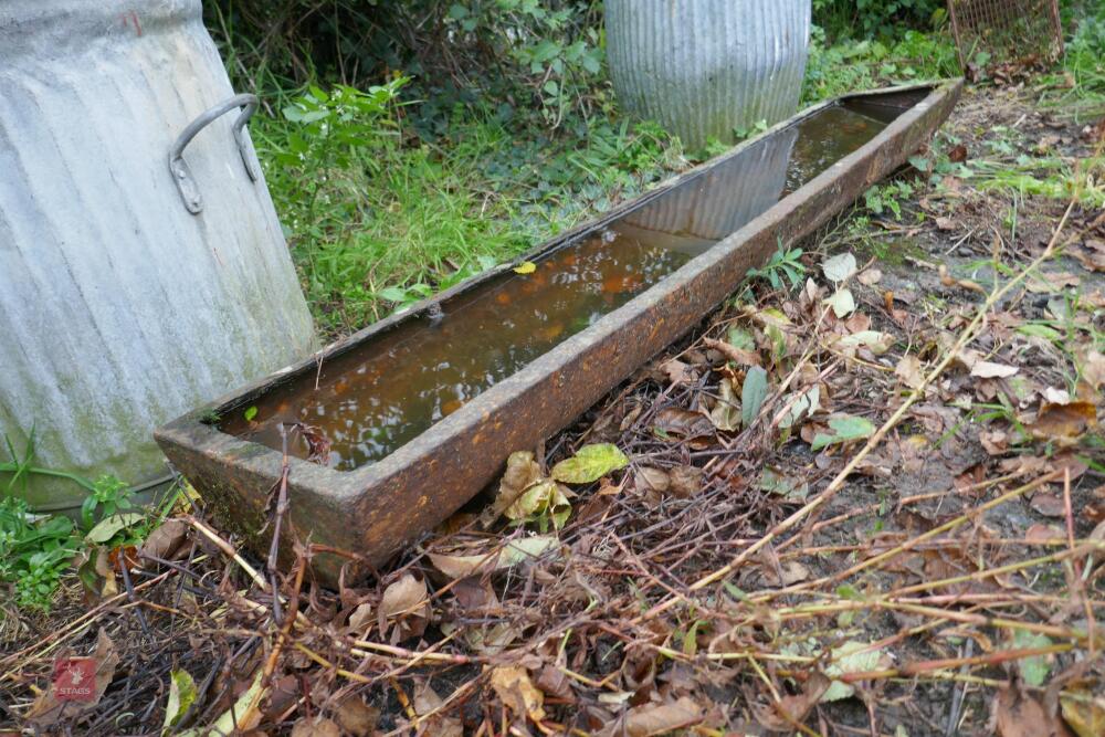 SMALL CAST PLANTER/ TROUGH