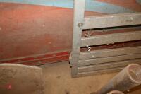 RAMP GATE FOR LIVESTOCK TRAILER - 5