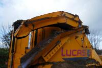 2011 LUCAS G STRAW & SILAGE MIXER WAGON - 12