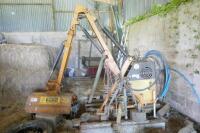 2006 BERCI 300 TRACTOR HEDGE TRIMMER