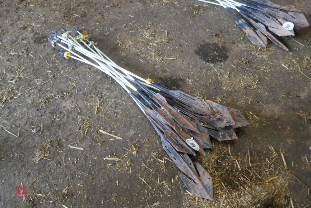 10 KIWI TEC ELECTRIC FENCING ARROW POSTS