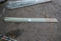 16 FIBRE GLASS ELECTRIC FENCING POSTS - 4