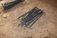 20 BLACK PLASTIC ELECTRIC FENCE STAKES - 8