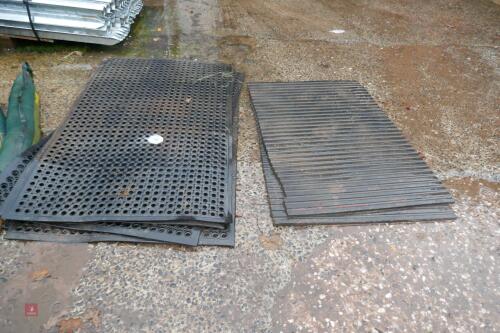 7 RUBBER MATS