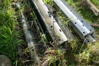 9 MOTORWAY CRASH BARRIERS - 6