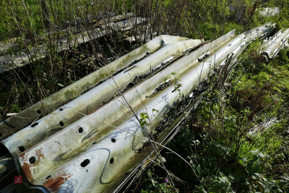 APPROX 26 MOTORWAY BARRIERS