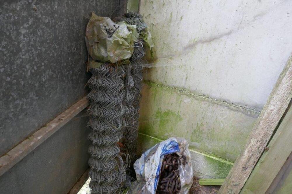 2 ROLLS OF GALVANISED FENCE WIRE
