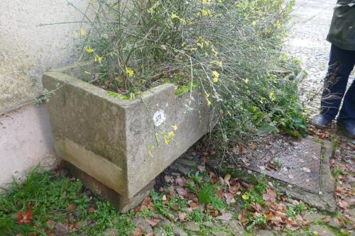 51" x 19" x 15" CONCRETE TROUGH