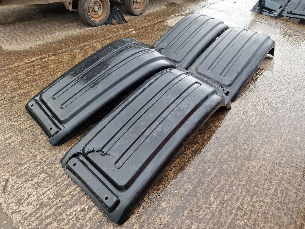 MUD GUARD TO SUIT TRACTOR