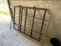 1 6' SHEEP HURDLE + 1 METAL YARD GATE - 3