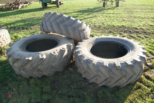 3 UNIMOG TYRES (F)