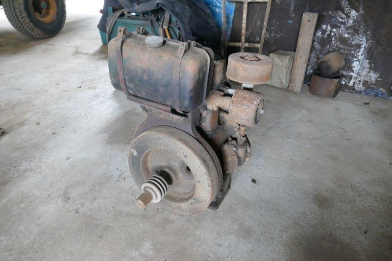 PETTER SINGLE CYLINDER AIR COOLED ENGINE