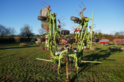 CLAAS VOLTO 870 8 STAR TEDDER (F)