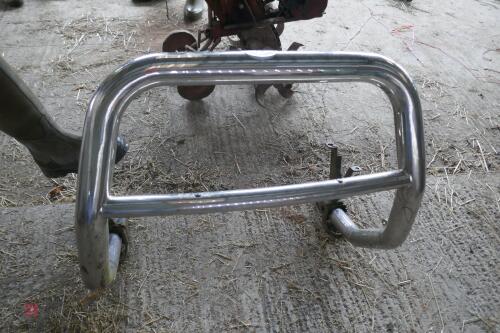 STAINLESS STEEL BULL BAR