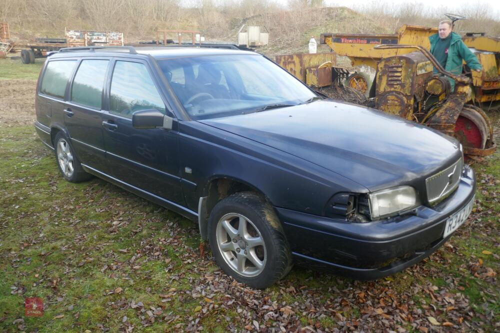 1998 VOLVO V70 TD CAR (S/R) (#)