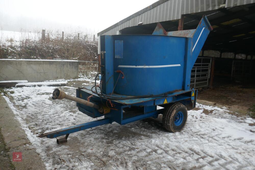 WEST TRAILED STRAW CHOPPER (M)