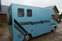 1994 RENAULT DIESEL HORSE LORRY - 4